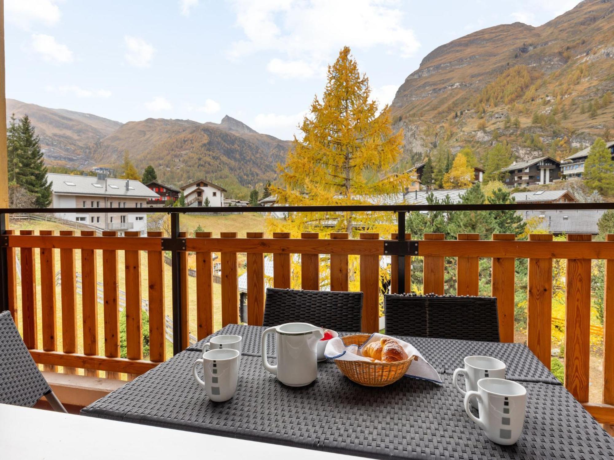Apartment Silence-1 By Interhome Zermatt Exterior photo